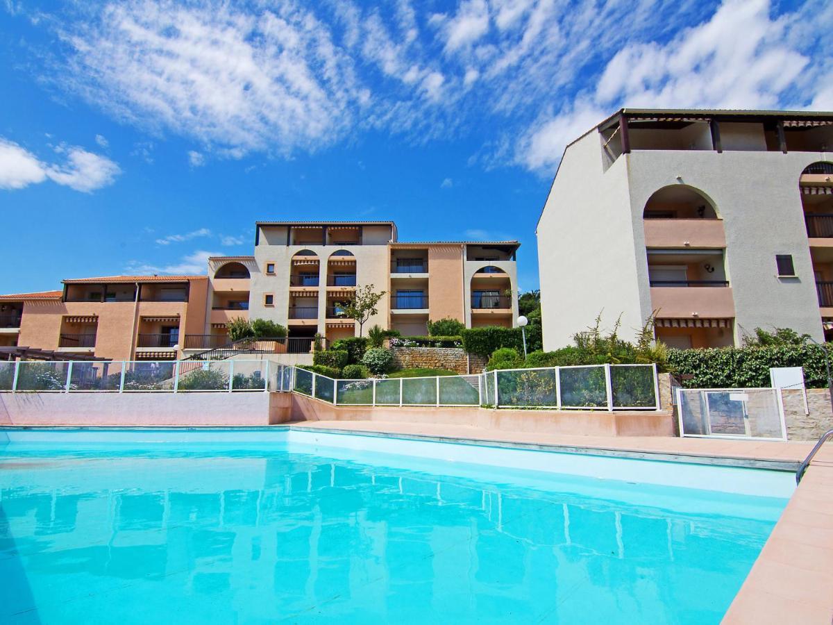 Apartment Le Domaine De La Gaillarde-16 By Interhome 레지상브르 외부 사진
